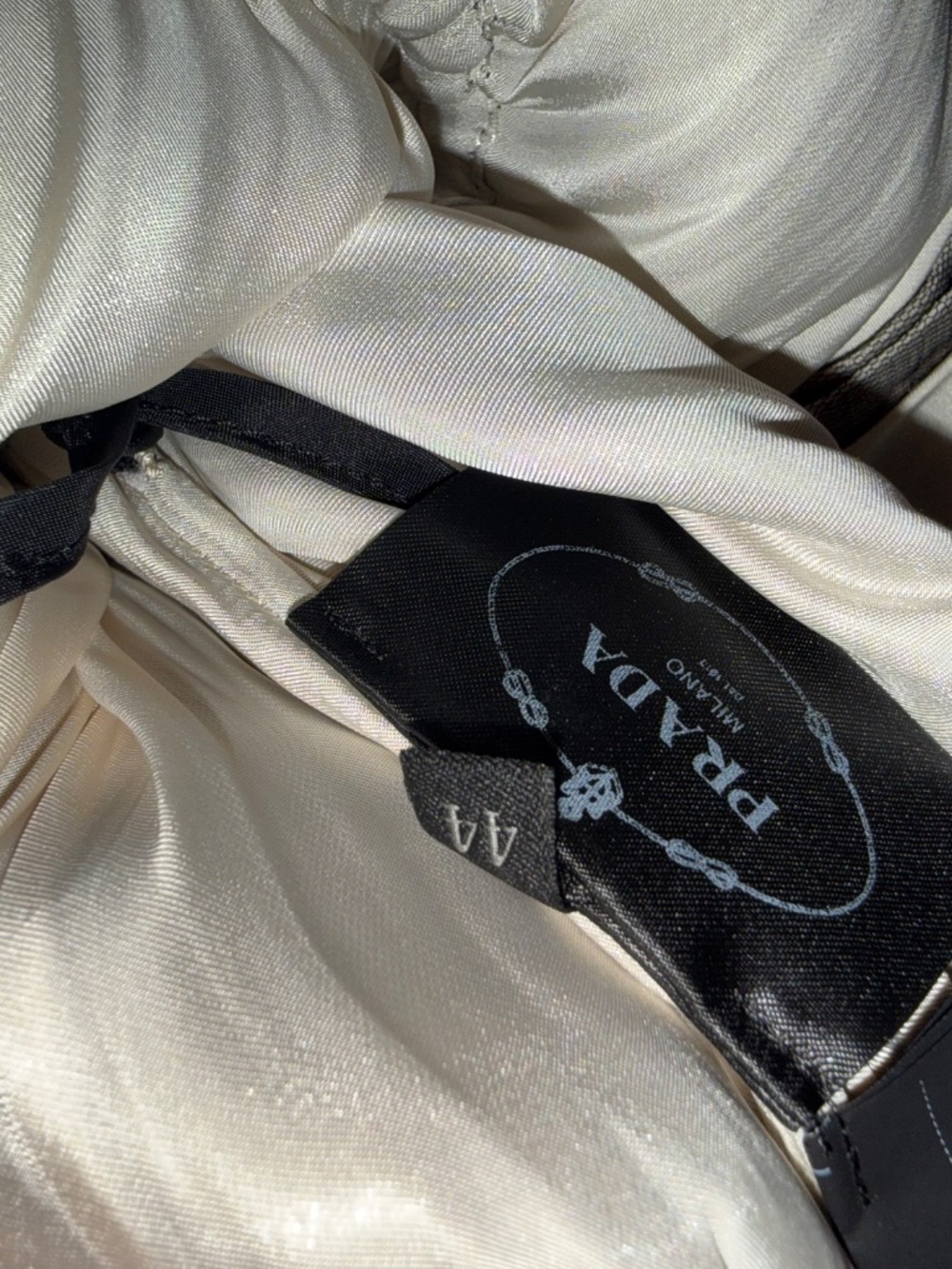 PRADA Embroidered tulle sleeveless midi dress - Picture 9 of 10